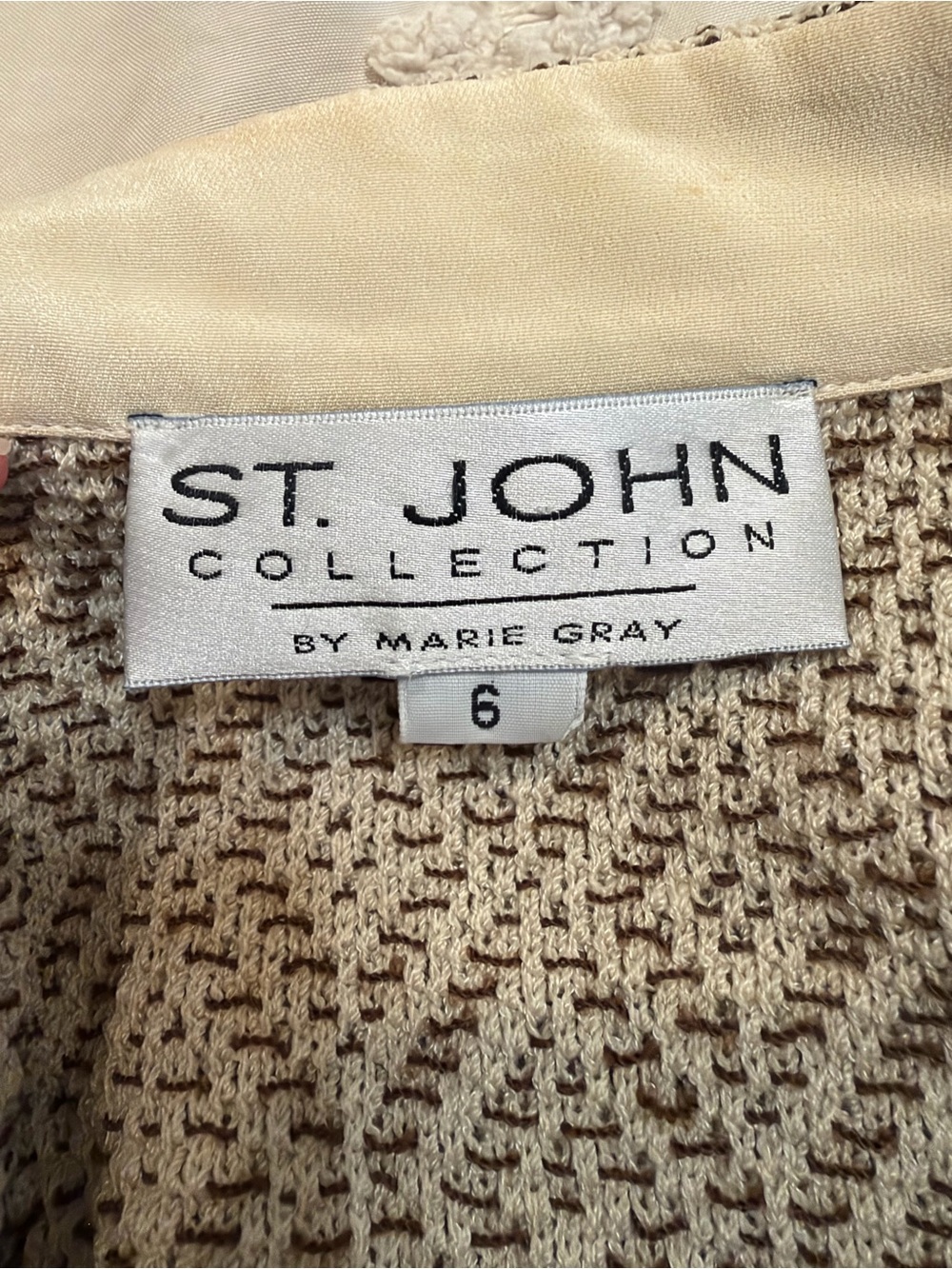 Vintage St. John Marie Gray 2 piece knit skirt suit - jacket sz 6, skirt sz 2 - Picture 8 of 9